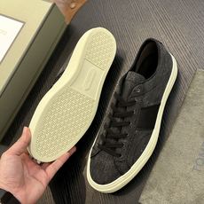TOM FORD Cambridge 绒面皮低帮运动鞋 本款运动鞋精选绒面小牛皮、对比边饰、圆头、正面系带、橡胶平底、鞋 TOM FORD Cambridge 绒面皮低帮运动鞋 本款运动鞋精选绒面小牛皮、对比边饰、圆头、正面系带、橡胶平底、鞋
