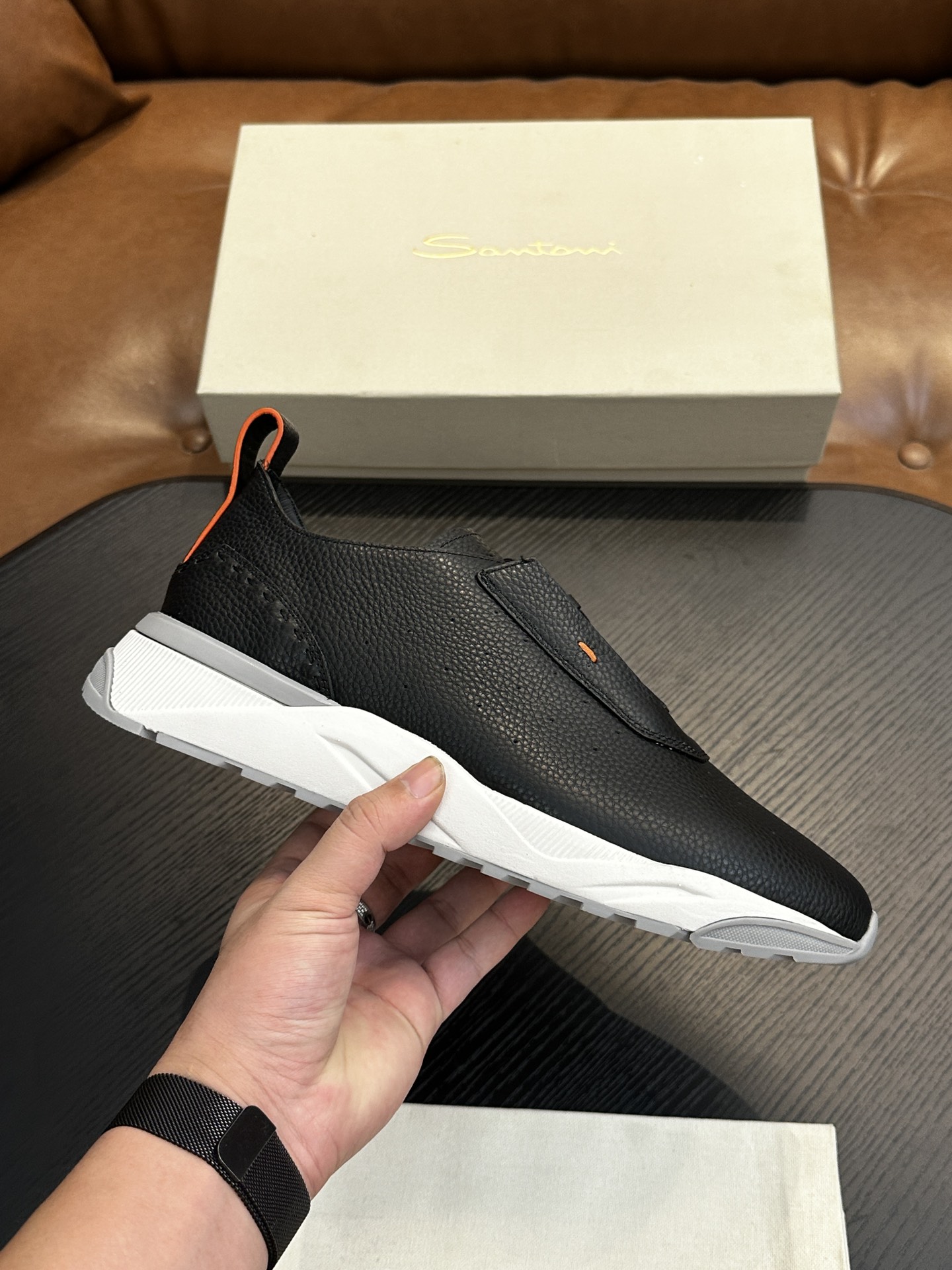 NO:341463,Santoni (Santoni) Italian men's handmade calfskin shoes shipped!  Each pair of shoes from this Italian pure handmade shoe brand is simple and classic, and it is very comfortable and versatile on the feet!  It is not accurate to describe the Italian shoe brand Santoni as a 