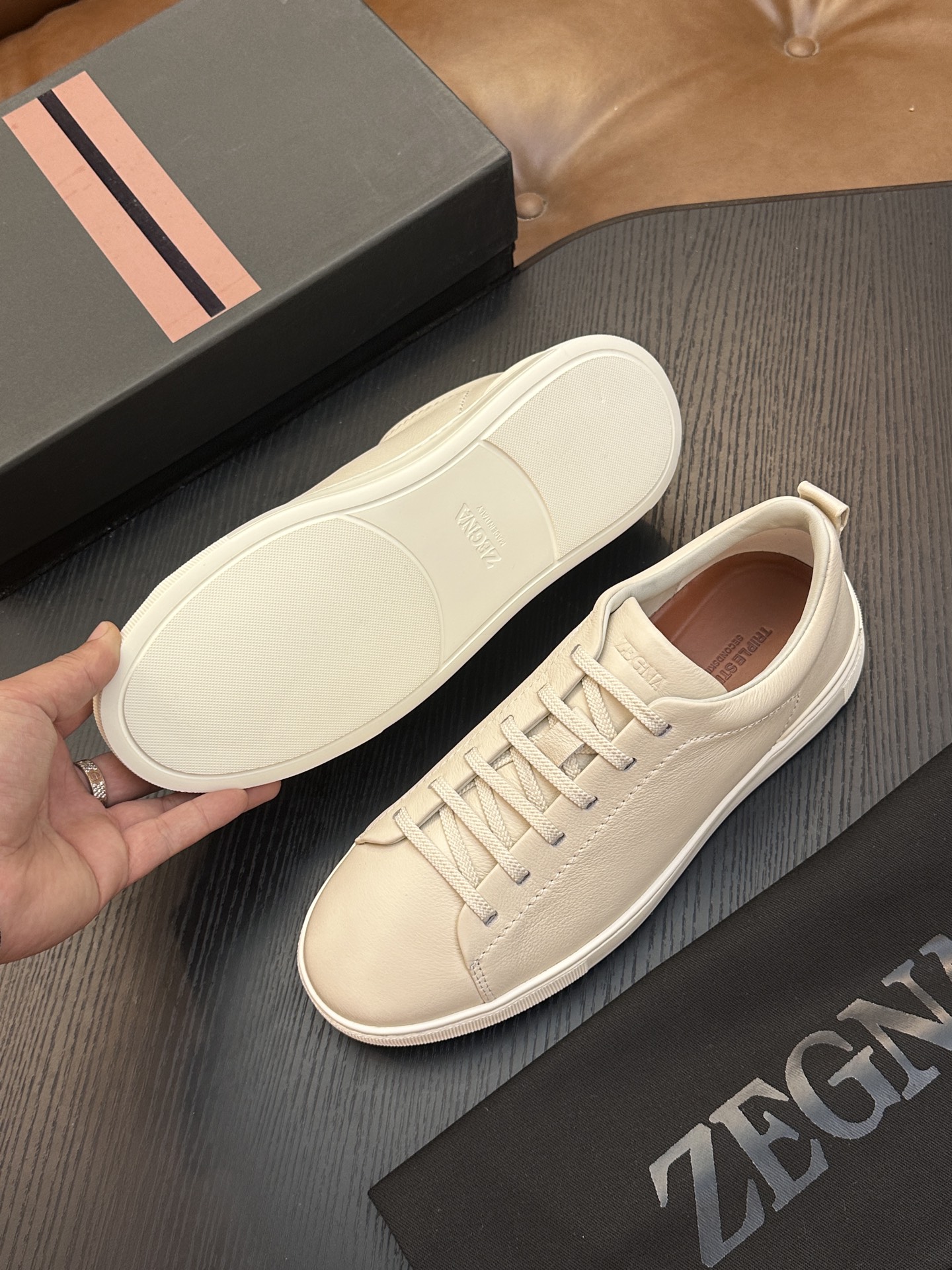 Miu Miu Classic Luxury Leather Shoe Loafer Shoes Ref.0C076B97 9