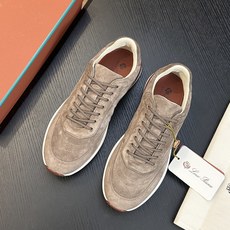 Loro Piana(诺悠翩雅)官网同款运动鞋|一比一原版开模↔采用鞋面采用独特高丝光牛料制作工艺↔牛皮内里|全方位一比 Loro Piana(诺悠翩雅)官网同款运动鞋|一比一原版开模↔采用鞋面采用独特高丝光牛料制作工艺↔牛皮内里|全方位一比