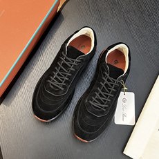 Loro Piana(诺悠翩雅)官网同款运动鞋|一比一原版开模↔采用鞋面采用独特高丝光牛料制作工艺↔牛皮内里|全方位一比 Loro Piana(诺悠翩雅)官网同款运动鞋|一比一原版开模↔采用鞋面采用独特高丝光牛料制作工艺↔牛皮内里|全方位一比