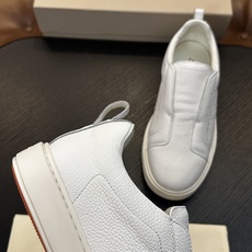🌾Santoni(圣东尼)意大利男士手工小牛皮鞋出货!这个意大利纯手工鞋履品牌的每一双鞋设计简洁经典,上脚非常舒适百搭! 🌾Santoni(圣东尼)意大利男士手工小牛皮鞋出货!这个意大利纯手工鞋履品牌的每一双鞋设计简洁经典,上脚非常舒适百搭!