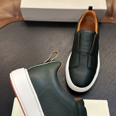 🌾Santoni(圣东尼)意大利男士手工小牛皮鞋出货!这个意大利纯手工鞋履品牌的每一双鞋设计简洁经典,上脚非常舒适百搭! 🌾Santoni(圣东尼)意大利男士手工小牛皮鞋出货!这个意大利纯手工鞋履品牌的每一双鞋设计简洁经典,上脚非常舒适百搭!