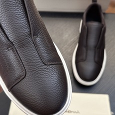 🌾Santoni(圣东尼)意大利男士手工小牛皮鞋出货!这个意大利纯手工鞋履品牌的每一双鞋设计简洁经典,上脚非常舒适百搭! 🌾Santoni(圣东尼)意大利男士手工小牛皮鞋出货!这个意大利纯手工鞋履品牌的每一双鞋设计简洁经典,上脚非常舒适百搭!