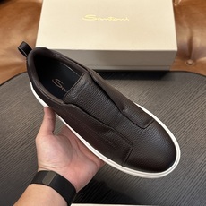 🌾Santoni(圣东尼)意大利男士手工小牛皮鞋出货!这个意大利纯手工鞋履品牌的每一双鞋设计简洁经典,上脚非常舒适百搭! 🌾Santoni(圣东尼)意大利男士手工小牛皮鞋出货!这个意大利纯手工鞋履品牌的每一双鞋设计简洁经典,上脚非常舒适百搭!