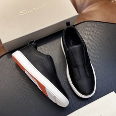 🌾Santoni(圣东尼)意大利男士手工小牛皮鞋出货!这个意大利纯手工鞋履品牌的每一双鞋设计简洁经典,上脚非常舒适百搭! 🌾Santoni(圣东尼)意大利男士手工小牛皮鞋出货!这个意大利纯手工鞋履品牌的每一双鞋设计简洁经典,上脚非常舒适百搭!