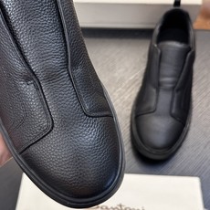 🌾Santoni(圣东尼)意大利男士手工小牛皮鞋出货!这个意大利纯手工鞋履品牌的每一双鞋设计简洁经典,上脚非常舒适百搭! 🌾Santoni(圣东尼)意大利男士手工小牛皮鞋出货!这个意大利纯手工鞋履品牌的每一双鞋设计简洁经典,上脚非常舒适百搭!