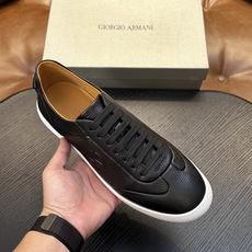 【新款】GIORGIOARMANI(乔治阿玛尼主线)绒面革撞色后跟运动鞋 此款GIORGIOARMANI休闲鞋打造舒适轻 【新款】GIORGIOARMANI(乔治阿玛尼主线)绒面革撞色后跟运动鞋 此款GIORGIOARMANI休闲鞋打造舒适轻