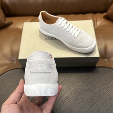 【新款】GIORGIOARMANI(乔治阿玛尼主线)绒面革撞色后跟运动鞋 此款GIORGIOARMANI休闲鞋打造舒适轻 【新款】GIORGIOARMANI(乔治阿玛尼主线)绒面革撞色后跟运动鞋 此款GIORGIOARMANI休闲鞋打造舒适轻
