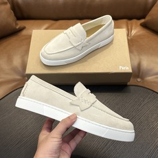 (定做不退换)Christian Louboutin(红底鞋)意大利男士休闲板鞋出货!这个意大利纯手工鞋履品牌的每一双鞋 (定做不退换)Christian Louboutin(红底鞋)意大利男士休闲板鞋出货!这个意大利纯手工鞋履品牌的每一双鞋