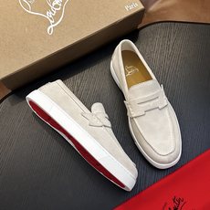 (定做不退换)Christian Louboutin(红底鞋)意大利男士休闲板鞋出货!这个意大利纯手工鞋履品牌的每一双鞋 (定做不退换)Christian Louboutin(红底鞋)意大利男士休闲板鞋出货!这个意大利纯手工鞋履品牌的每一双鞋