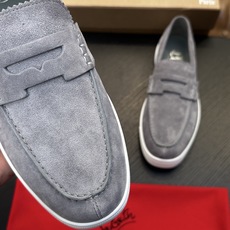 (定做不退换)Christian Louboutin(红底鞋)意大利男士休闲板鞋出货!这个意大利纯手工鞋履品牌的每一双鞋 (定做不退换)Christian Louboutin(红底鞋)意大利男士休闲板鞋出货!这个意大利纯手工鞋履品牌的每一双鞋
