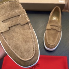 (定做不退换)Christian Louboutin(红底鞋)意大利男士休闲板鞋出货!这个意大利纯手工鞋履品牌的每一双鞋 (定做不退换)Christian Louboutin(红底鞋)意大利男士休闲板鞋出货!这个意大利纯手工鞋履品牌的每一双鞋