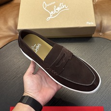 (定做不退换)Christian Louboutin(红底鞋)意大利男士休闲板鞋出货!这个意大利纯手工鞋履品牌的每一双鞋 (定做不退换)Christian Louboutin(红底鞋)意大利男士休闲板鞋出货!这个意大利纯手工鞋履品牌的每一双鞋