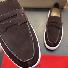 (定做不退换)Christian Louboutin(红底鞋)意大利男士休闲板鞋出货!这个意大利纯手工鞋履品牌的每一双鞋 (定做不退换)Christian Louboutin(红底鞋)意大利男士休闲板鞋出货!这个意大利纯手工鞋履品牌的每一双鞋