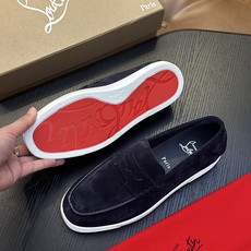 (定做不退换)Christian Louboutin(红底鞋)意大利男士休闲板鞋出货!这个意大利纯手工鞋履品牌的每一双鞋 (定做不退换)Christian Louboutin(红底鞋)意大利男士休闲板鞋出货!这个意大利纯手工鞋履品牌的每一双鞋
