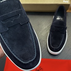 (定做不退换)Christian Louboutin(红底鞋)意大利男士休闲板鞋出货!这个意大利纯手工鞋履品牌的每一双鞋 (定做不退换)Christian Louboutin(红底鞋)意大利男士休闲板鞋出货!这个意大利纯手工鞋履品牌的每一双鞋