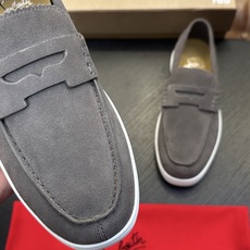 (定做不退换)Christian Louboutin(红底鞋)意大利男士休闲板鞋出货!这个意大利纯手工鞋履品牌的每一双鞋 (定做不退换)Christian Louboutin(红底鞋)意大利男士休闲板鞋出货!这个意大利纯手工鞋履品牌的每一双鞋
