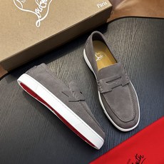 (定做不退换)Christian Louboutin(红底鞋)意大利男士休闲板鞋出货!这个意大利纯手工鞋履品牌的每一双鞋 (定做不退换)Christian Louboutin(红底鞋)意大利男士休闲板鞋出货!这个意大利纯手工鞋履品牌的每一双鞋