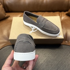 (定做不退换)Christian Louboutin(红底鞋)意大利男士休闲板鞋出货!这个意大利纯手工鞋履品牌的每一双鞋 (定做不退换)Christian Louboutin(红底鞋)意大利男士休闲板鞋出货!这个意大利纯手工鞋履品牌的每一双鞋