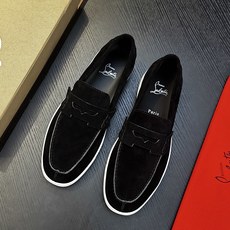 (定做不退换)Christian Louboutin(红底鞋)意大利男士休闲板鞋出货!这个意大利纯手工鞋履品牌的每一双鞋 (定做不退换)Christian Louboutin(红底鞋)意大利男士休闲板鞋出货!这个意大利纯手工鞋履品牌的每一双鞋