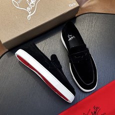 (定做不退换)Christian Louboutin(红底鞋)意大利男士休闲板鞋出货!这个意大利纯手工鞋履品牌的每一双鞋 (定做不退换)Christian Louboutin(红底鞋)意大利男士休闲板鞋出货!这个意大利纯手工鞋履品牌的每一双鞋