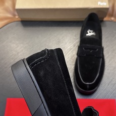 (定做不退换)Christian Louboutin(红底鞋)意大利男士休闲板鞋出货!这个意大利纯手工鞋履品牌的每一双鞋 (定做不退换)Christian Louboutin(红底鞋)意大利男士休闲板鞋出货!这个意大利纯手工鞋履品牌的每一双鞋