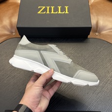 Zilli意大利男士手工小牛皮鞋出货!这个意大利纯手工鞋履品牌的每一双鞋设计简洁经典,上脚非常舒适百搭! 用“新贵”来形 Zilli意大利男士手工小牛皮鞋出货!这个意大利纯手工鞋履品牌的每一双鞋设计简洁经典,上脚非常舒适百搭! 用“新贵”来形