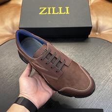 Zilli意大利男士手工小牛皮鞋出货!这个意大利纯手工鞋履品牌的每一双鞋设计简洁经典,上脚非常舒适百搭! 用“新贵”来形 Zilli意大利男士手工小牛皮鞋出货!这个意大利纯手工鞋履品牌的每一双鞋设计简洁经典,上脚非常舒适百搭! 用“新贵”来形