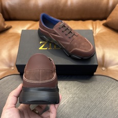 Zilli意大利男士手工小牛皮鞋出货!这个意大利纯手工鞋履品牌的每一双鞋设计简洁经典,上脚非常舒适百搭! 用“新贵”来形 Zilli意大利男士手工小牛皮鞋出货!这个意大利纯手工鞋履品牌的每一双鞋设计简洁经典,上脚非常舒适百搭! 用“新贵”来形