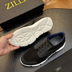 Zilli意大利男士手工小牛皮鞋出货!这个意大利纯手工鞋履品牌的每一双鞋设计简洁经典,上脚非常舒适百搭! 用“新贵”来形 Zilli意大利男士手工小牛皮鞋出货!这个意大利纯手工鞋履品牌的每一双鞋设计简洁经典,上脚非常舒适百搭! 用“新贵”来形