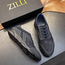 Zilli意大利男士手工小牛皮鞋出货!这个意大利纯手工鞋履品牌的每一双鞋设计简洁经典,上脚非常舒适百搭! 用“新贵”来形 Zilli意大利男士手工小牛皮鞋出货!这个意大利纯手工鞋履品牌的每一双鞋设计简洁经典,上脚非常舒适百搭! 用“新贵”来形