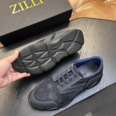 Zilli意大利男士手工小牛皮鞋出货!这个意大利纯手工鞋履品牌的每一双鞋设计简洁经典,上脚非常舒适百搭! 用“新贵”来形 Zilli意大利男士手工小牛皮鞋出货!这个意大利纯手工鞋履品牌的每一双鞋设计简洁经典,上脚非常舒适百搭! 用“新贵”来形