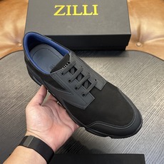 Zilli意大利男士手工小牛皮鞋出货!这个意大利纯手工鞋履品牌的每一双鞋设计简洁经典,上脚非常舒适百搭! 用“新贵”来形 Zilli意大利男士手工小牛皮鞋出货!这个意大利纯手工鞋履品牌的每一双鞋设计简洁经典,上脚非常舒适百搭! 用“新贵”来形