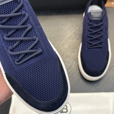 BALMAIN巴尔曼B-Skate运动鞋 B-Skate 多材质拼接撞色运动鞋 ,鞋面饰有黑色鞋带,皮革拼接鞋舌点缀 B BALMAIN巴尔曼B-Skate运动鞋 B-Skate 多材质拼接撞色运动鞋 ,鞋面饰有黑色鞋带,皮革拼接鞋舌点缀 B