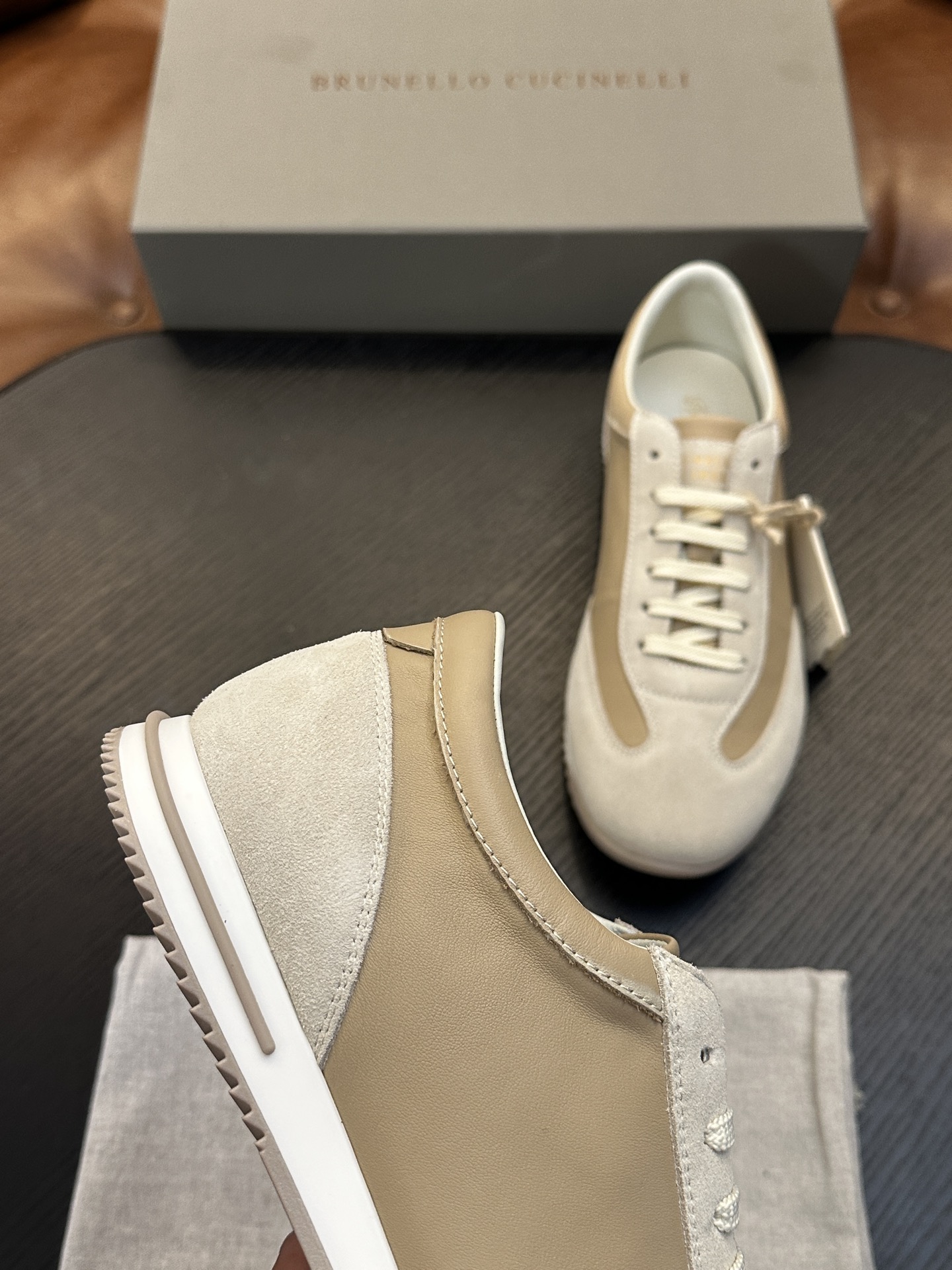 BC新款上架🆕Brunello Cucinelli 系带休闲男鞋|鞋面意大利进口细腻反毛皮|内里本白色苯染专用小牛皮|0 BC新款上架🆕Brunello Cucinelli 系带休闲男鞋|鞋面意大利进口细腻反毛皮|内里本白色苯染专用小牛皮|0