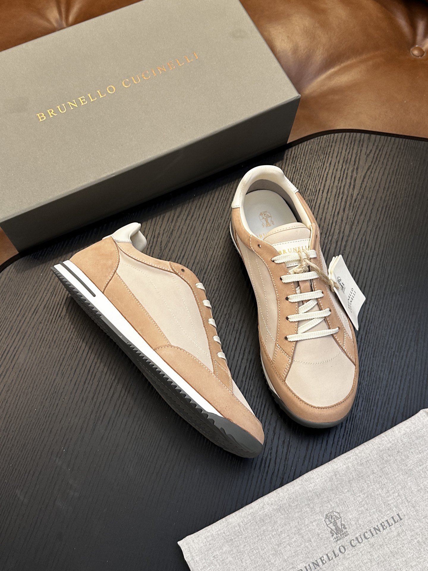 BC新款上架🆕Brunello Cucinelli 系带休闲男鞋|鞋面意大利进口细腻反毛皮|内里本白色苯染专用小牛皮|0 BC新款上架🆕Brunello Cucinelli 系带休闲男鞋|鞋面意大利进口细腻反毛皮|内里本白色苯染专用小牛皮|0