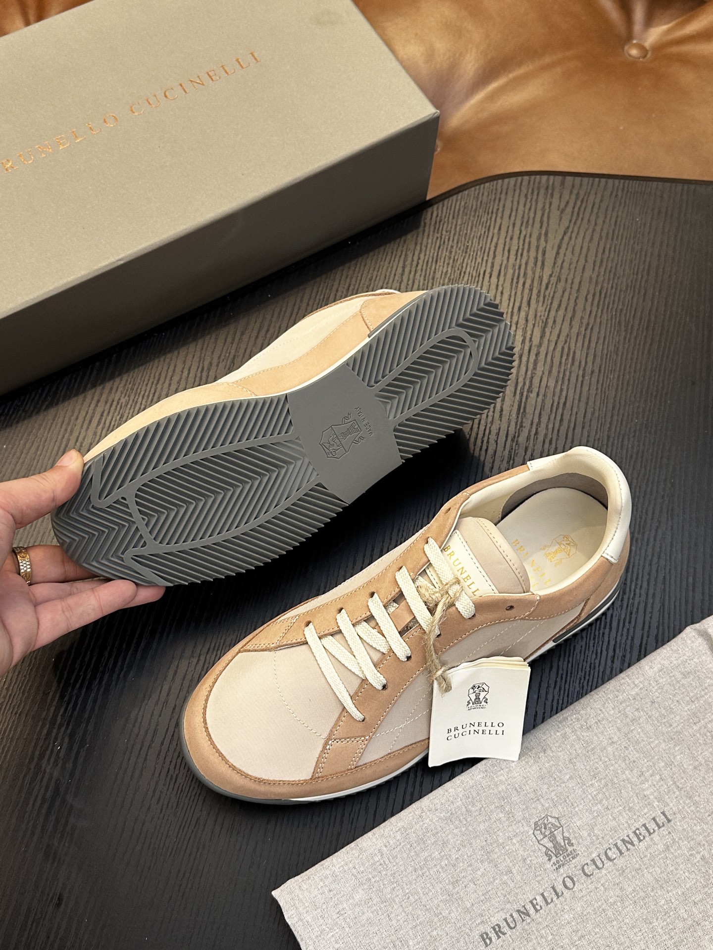 BC新款上架🆕Brunello Cucinelli 系带休闲男鞋|鞋面意大利进口细腻反毛皮|内里本白色苯染专用小牛皮|0 BC新款上架🆕Brunello Cucinelli 系带休闲男鞋|鞋面意大利进口细腻反毛皮|内里本白色苯染专用小牛皮|0