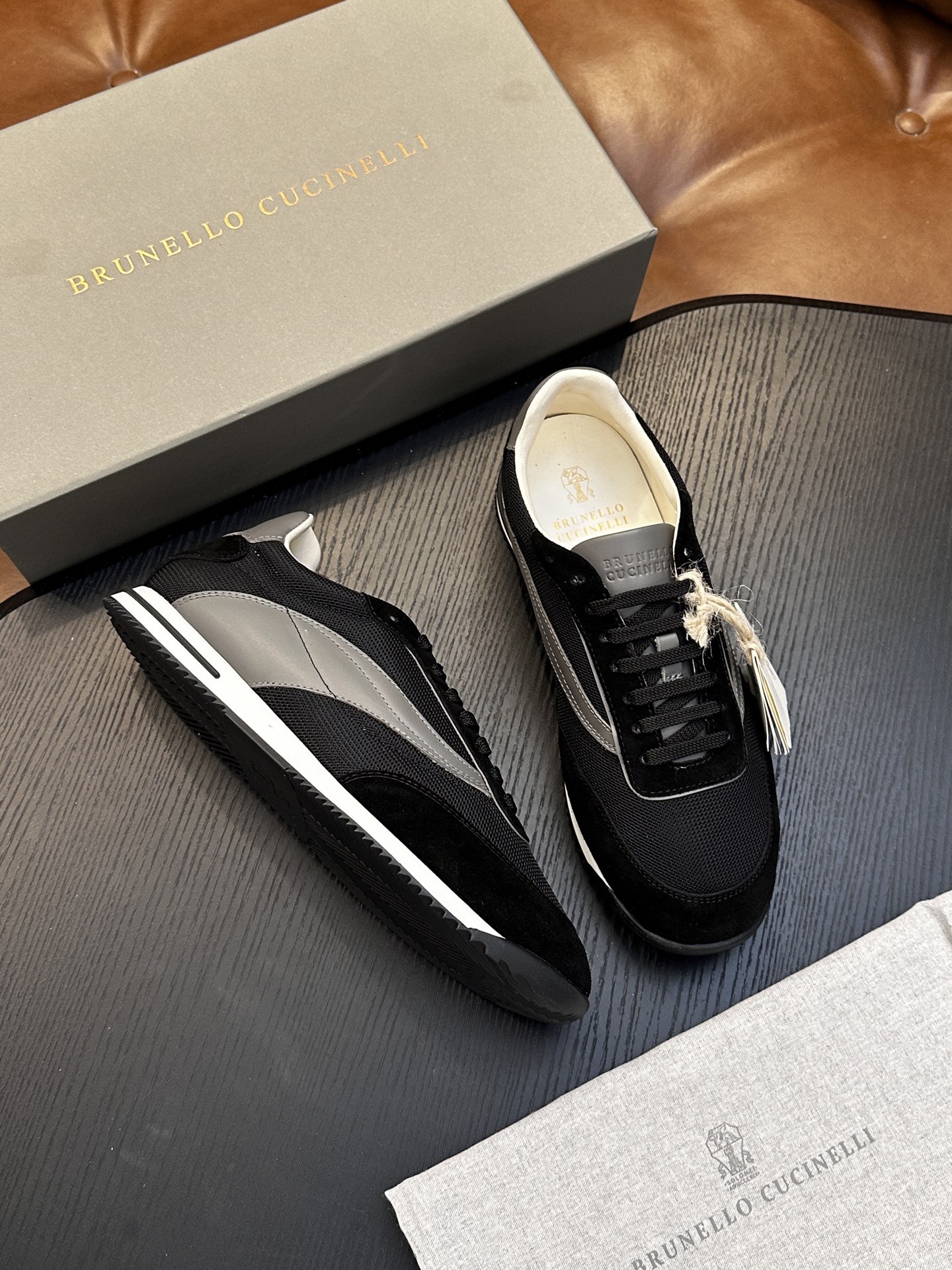 BC新款上架🆕Brunello Cucinelli 系带休闲男鞋|鞋面意大利进口细腻反毛皮|内里本白色苯染专用小牛皮|0 BC新款上架🆕Brunello Cucinelli 系带休闲男鞋|鞋面意大利进口细腻反毛皮|内里本白色苯染专用小牛皮|0