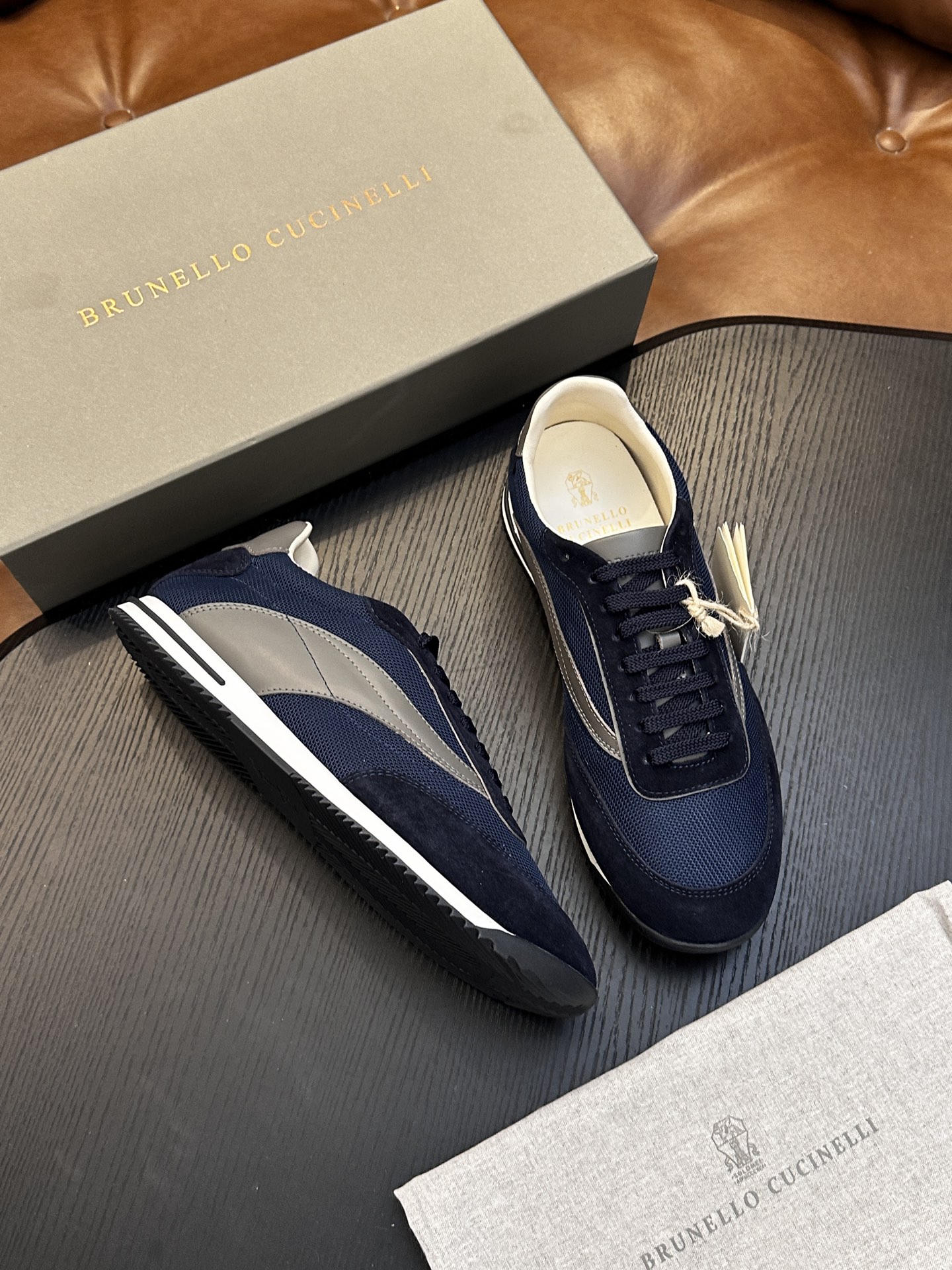 BC新款上架🆕Brunello Cucinelli 系带休闲男鞋|鞋面意大利进口细腻反毛皮|内里本白色苯染专用小牛皮|0 BC新款上架🆕Brunello Cucinelli 系带休闲男鞋|鞋面意大利进口细腻反毛皮|内里本白色苯染专用小牛皮|0