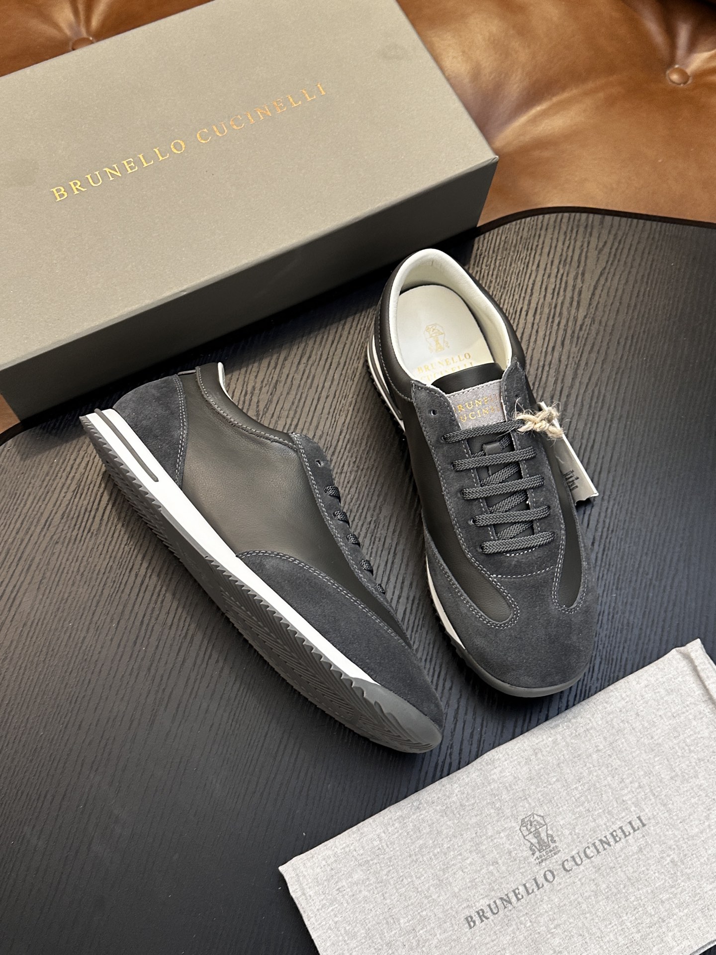 BC新款上架🆕Brunello Cucinelli 系带休闲男鞋|鞋面意大利进口细腻反毛皮|内里本白色苯染专用小牛皮|0 BC新款上架🆕Brunello Cucinelli 系带休闲男鞋|鞋面意大利进口细腻反毛皮|内里本白色苯染专用小牛皮|0