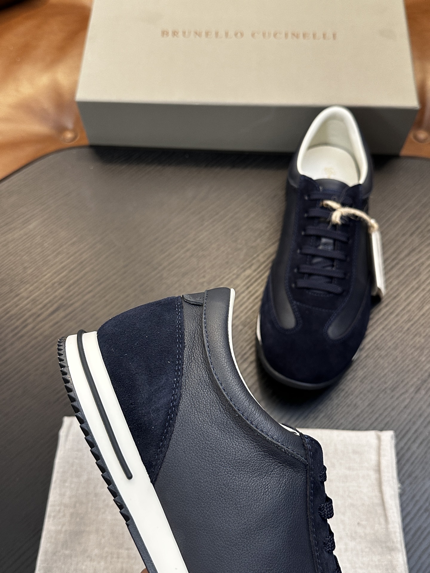 BC新款上架🆕Brunello Cucinelli 系带休闲男鞋|鞋面意大利进口细腻反毛皮|内里本白色苯染专用小牛皮|0 BC新款上架🆕Brunello Cucinelli 系带休闲男鞋|鞋面意大利进口细腻反毛皮|内里本白色苯染专用小牛皮|0