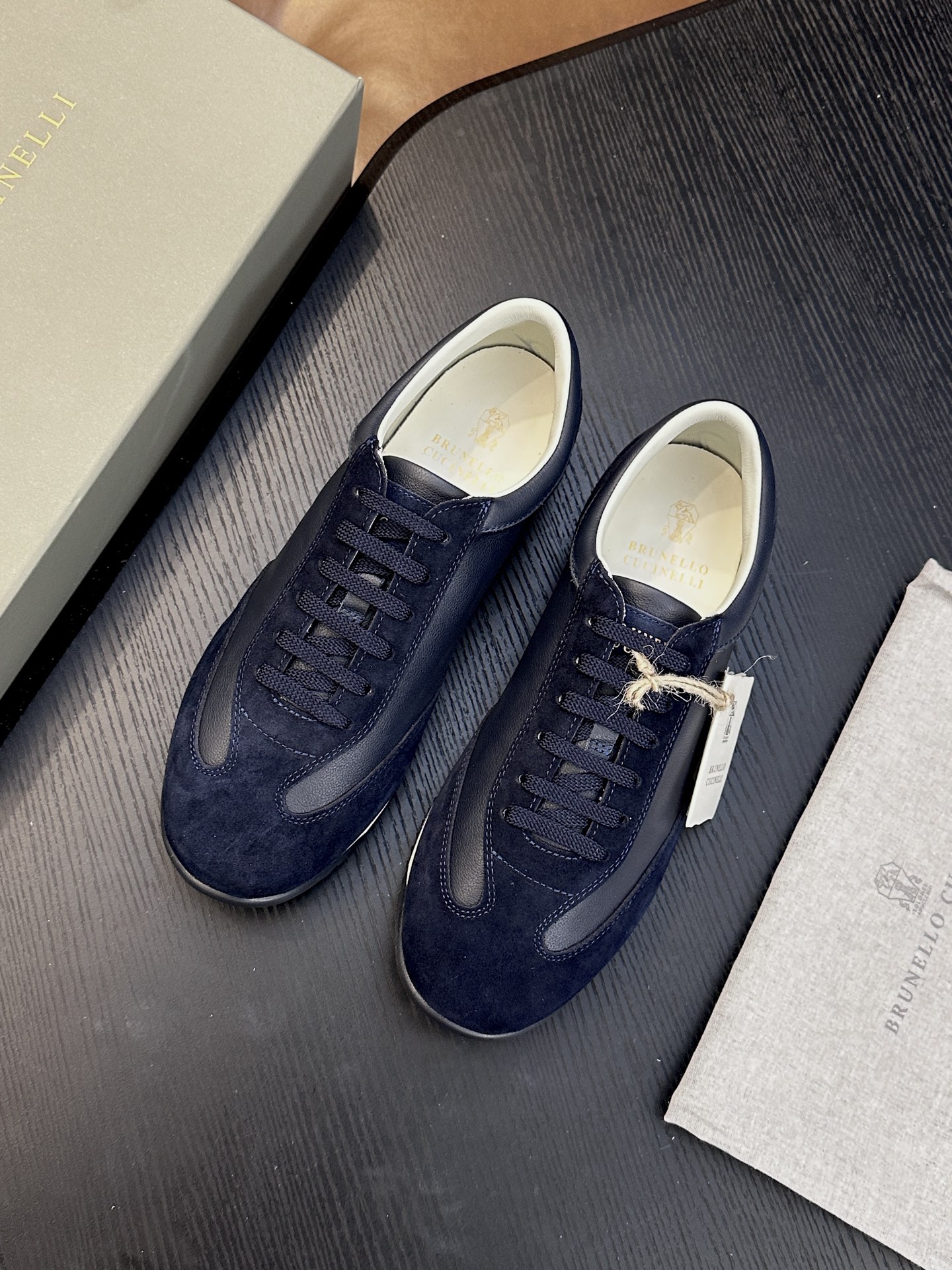 BC新款上架🆕Brunello Cucinelli 系带休闲男鞋|鞋面意大利进口细腻反毛皮|内里本白色苯染专用小牛皮|0 BC新款上架🆕Brunello Cucinelli 系带休闲男鞋|鞋面意大利进口细腻反毛皮|内里本白色苯染专用小牛皮|0