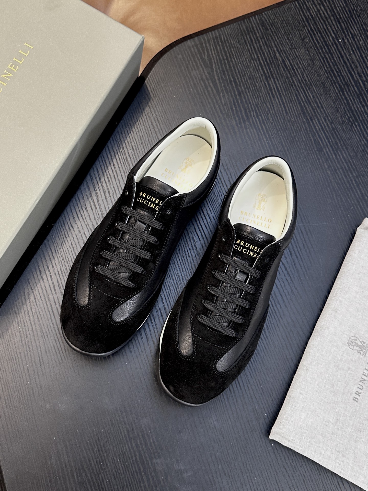 BC新款上架🆕Brunello Cucinelli 系带休闲男鞋|鞋面意大利进口细腻反毛皮|内里本白色苯染专用小牛皮|0 BC新款上架🆕Brunello Cucinelli 系带休闲男鞋|鞋面意大利进口细腻反毛皮|内里本白色苯染专用小牛皮|0