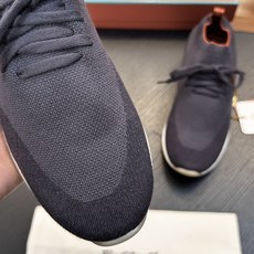 LP新品发售 Loro Piana(诺悠翩雅)官网同款针织运动鞋|采用 Wish 羊毛混纺面料制作|鞋面采用独特针织面料 LP新品发售 Loro Piana(诺悠翩雅)官网同款针织运动鞋|采用 Wish 羊毛混纺面料制作|鞋面采用独特针织面料
