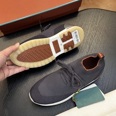 LP新品发售 Loro Piana(诺悠翩雅)官网同款针织运动鞋|采用 Wish 羊毛混纺面料制作|鞋面采用独特针织面料 LP新品发售 Loro Piana(诺悠翩雅)官网同款针织运动鞋|采用 Wish 羊毛混纺面料制作|鞋面采用独特针织面料