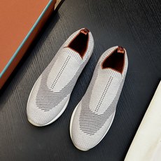 LP新品发售 Loro Piana(诺悠翩雅)官网同款针织运动鞋|采用 Wish 羊毛混纺面料制作|鞋面采用独特针织面料 LP新品发售 Loro Piana(诺悠翩雅)官网同款针织运动鞋|采用 Wish 羊毛混纺面料制作|鞋面采用独特针织面料