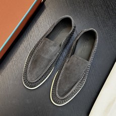 Loro Pian*经典款莫卡辛鞋|采用经过防泼水处理的单层加厚胎牛皮鞋面|纯手工编织 搭配橡胶鞋底|为经典之作|中底进 Loro Pian*经典款莫卡辛鞋|采用经过防泼水处理的单层加厚胎牛皮鞋面|纯手工编织 搭配橡胶鞋底|为经典之作|中底进