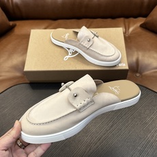 Christian Louboutin(红底鞋)意大利男士休闲板鞋出货!这个意大利纯手工鞋履品牌的每一双鞋设计简洁经典, Christian Louboutin(红底鞋)意大利男士休闲板鞋出货!这个意大利纯手工鞋履品牌的每一双鞋设计简洁经典,