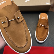 Christian Louboutin(红底鞋)意大利男士休闲板鞋出货!这个意大利纯手工鞋履品牌的每一双鞋设计简洁经典, Christian Louboutin(红底鞋)意大利男士休闲板鞋出货!这个意大利纯手工鞋履品牌的每一双鞋设计简洁经典,